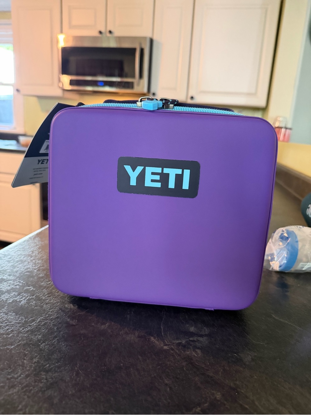 Yeti 3L lunchbox in Pace Purple/Blue NWT